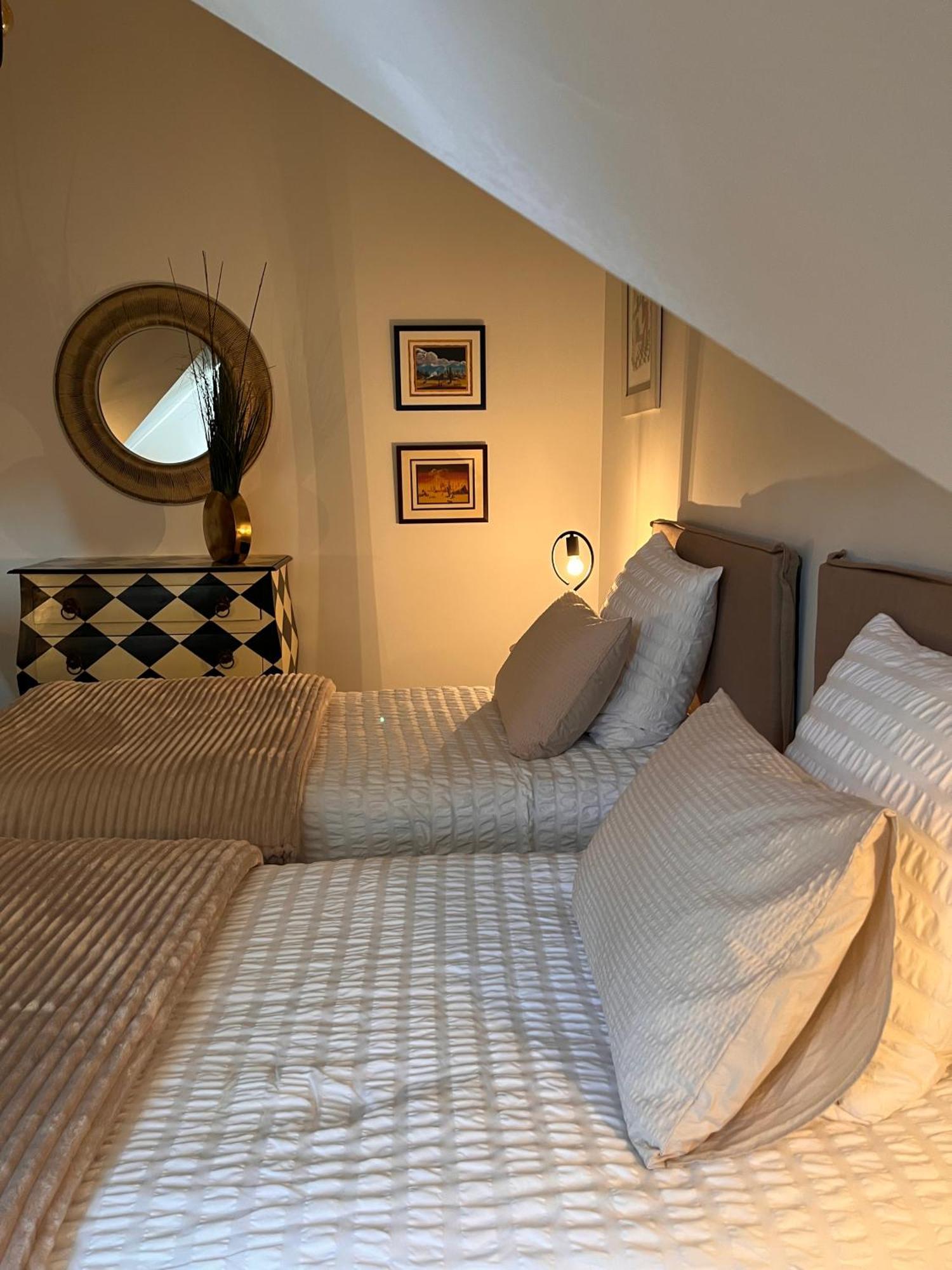 La Sellerie Bed and Breakfast Romagne  Buitenkant foto